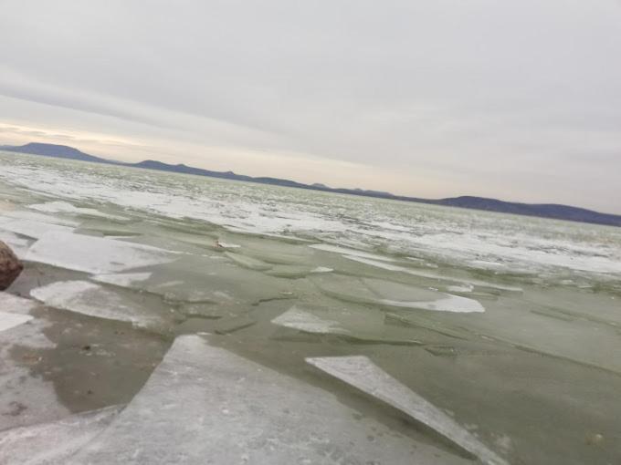 Boathouse Balatonlelle With Sauna Room photo